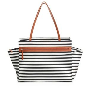 NWT 🏷 DSW Striped Overnight Bag New in Plastic